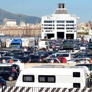 Ferie, ecco chi si riposa di più: nel pubblico vantaggi di due settimane