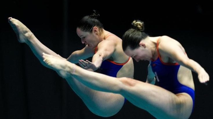 Mondiali di nuoto, il commentatore Mazzucchi: “Sì, le olandesi sono “grosse”. Aspetto la registrazione per farvi ascoltare la verità”