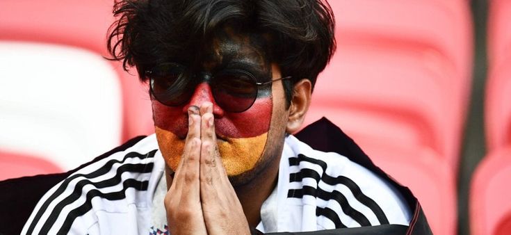Germania, gli sfottò degli italiani a Ballack dopo un tweet sulla Corea