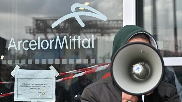 Cornigliano, è allarme su sicurezza e lavoro: domani vertice decisivo