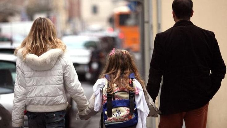 La psicoterapeuta Sassaroli: “Genitori, lasciate in pace i figli”