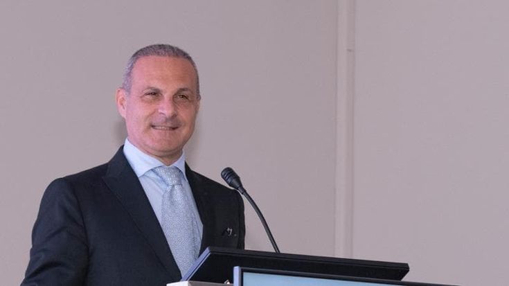 Pasquale Russo (Conftrasporto): “In Italia mancano 20 mila autisti di Tir, patenti anche ai diciottenni”