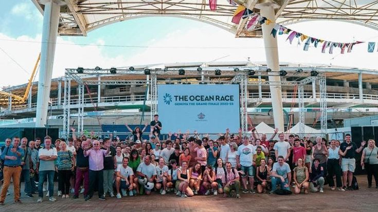 Ocean Race e i 230 volontari, Genova che osa: “Il Comune risparmia sul lavoro dei giovani in un evento che costa 12 milioni”
