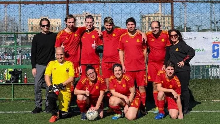 Roma for Special cambia squadra, la protesta dei genitori: “I nostri figli trattati come figurine”