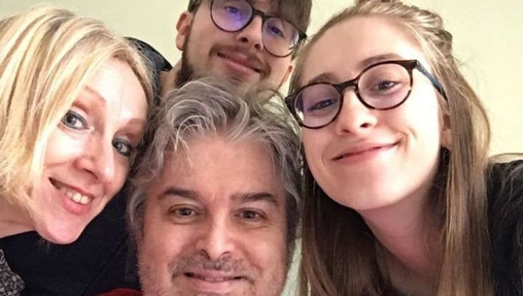 Siena, guarisce dal Covid dopo 75 giorni di ricovero. La moglie: "Finito un incubo, è stata un'esperienza tremenda"