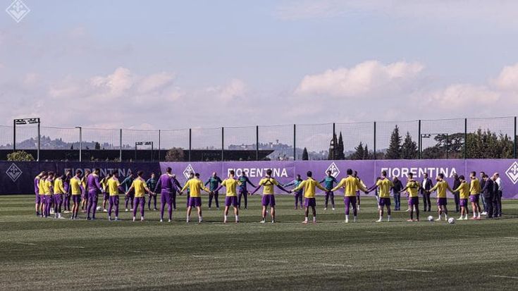Tutti in cerchio ricordando Barone. La forza dei leader