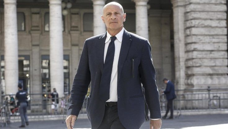 FdI e il caso dei fondi illeciti, Rampelli: “Servono verifiche per cacciare i responsabili. Qui c’è aria di complotto”