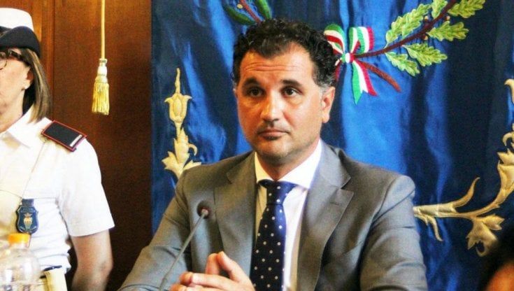 "Molti trucchi per dare priorità ai provvedimenti con la tangente": Iaccarino svela ai pm le 'sceneggiate' in consiglio comunale a Foggia