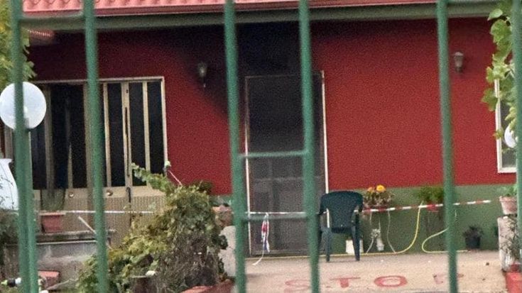 Salento, fulmine si abbatte su una casa: tragedia sfiorata, c’era una coppia. Immobile inagibile