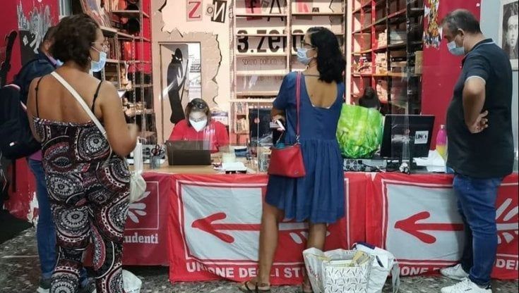 Bari, torna il mercatino dei libri usati di Zona Franka: "L'anno scorso un risparmio per le famiglie di oltre 17mila euro"