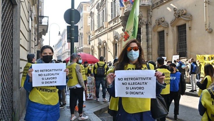 Torino, il gioco d'azzardo legale scende in piazza: "No alla legge anti videopoker, 2.500 posti di lavoro a rischio"