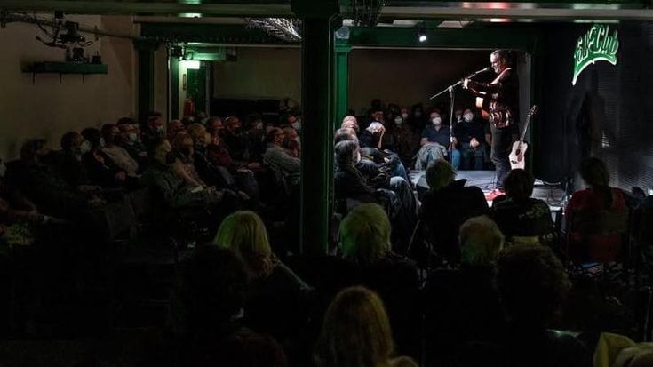 La Regione: “Sì a un confronto per salvare il Folkclub”. L’Arci: “Sui bandi copiamo l’Emilia”