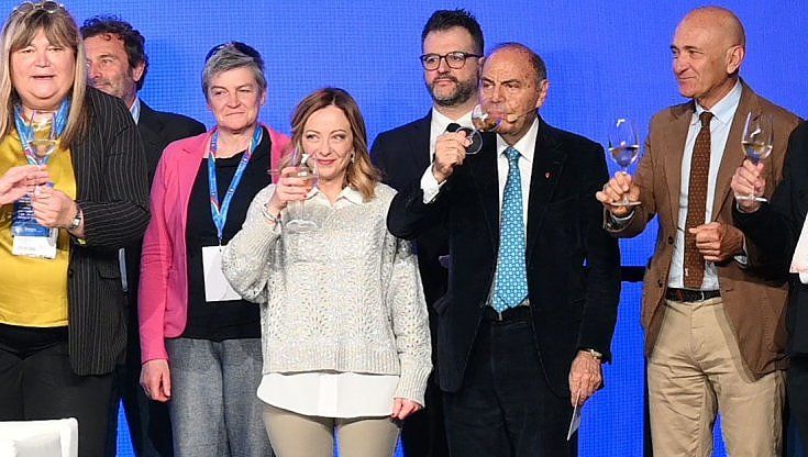Meloni al Vinitaly rilancia il Liceo del Made in Italy: "Ragazzi, credeteci"