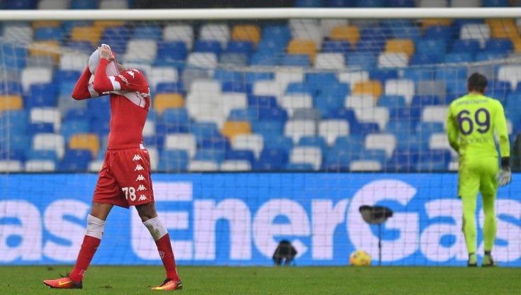 Fiorentina, il pomeriggio di apatica follia di una squadra mai nata