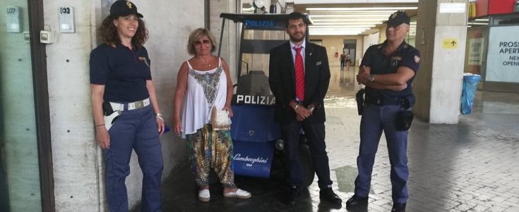Palermo, capotreno trova borsa con 5mila euro e la restituisce 