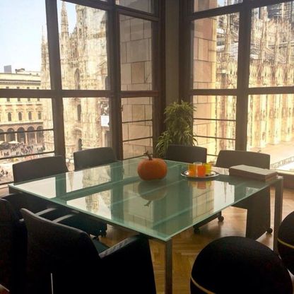 Lavoro agile, l'assessore offre l'ufficio vista Duomo