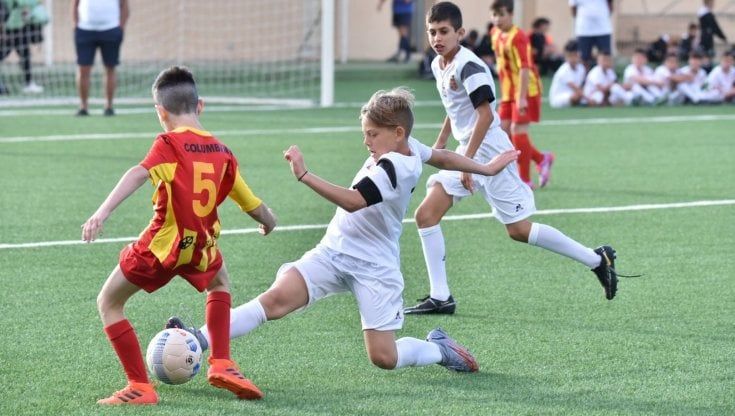 Israeliani e palestinesi, i bambini fanno gol nella stessa squadra