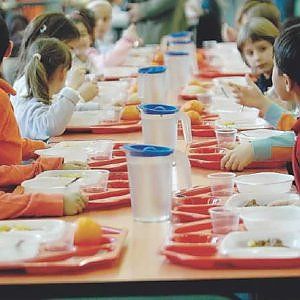 Mense scolastiche, dalla Regione Toscana 900 mila euro per pasti senza glutine