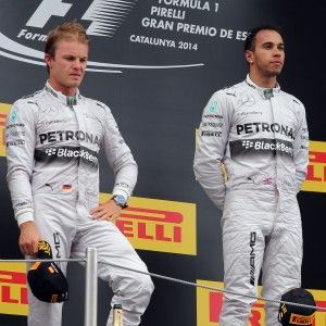 Formula uno, &egrave; guerra aperta tra Hamilton e Rosberg: il mondiale diventa un thriller