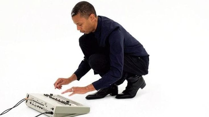 Jeff Mills celebra al Duel Club l’anniversario di “Live at the Liquid Room, Tokyo”