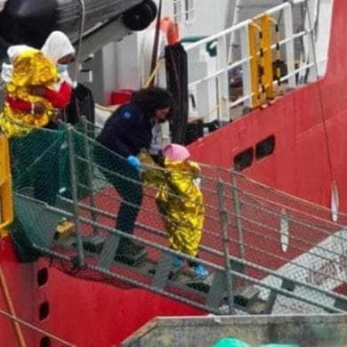 Richiedenti asilo, faro della Ue: “A ottobre il monitoraggio”