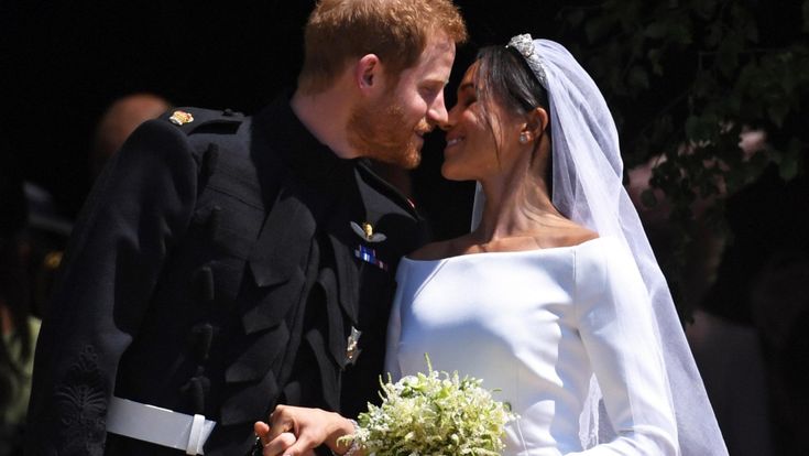 Il fascino del matrimonio di Harry e Meghan? Non è la tv, è la monarchia