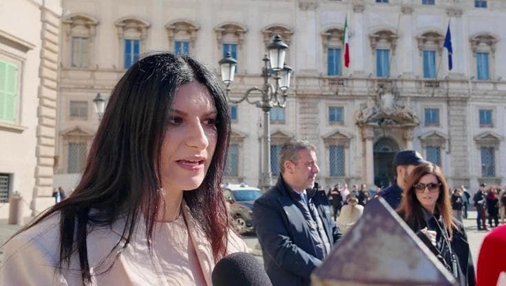 La polemica di Laura Pausini: "Non siamo giullari, viene ricordato troppe poche volte"