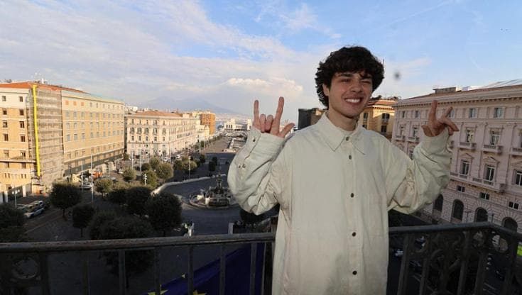 Andrea Settembre a Napoli, dai social alla vittoria a Sanremo giovani 2025