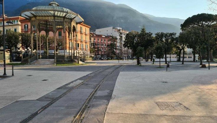 Covid, Castellammare nell’incubo: 132 positivi in un giorno. Coprifuoco alle ore 20 fino al 7 marz