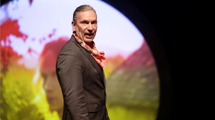 Mauro Repetto: “Cerco ancora l’Uomo Ragno. Ho lasciato gli 883 per il sogno americano. Max Pezzali? Un compagno di banco. Ma quella volta con le ballerine...”