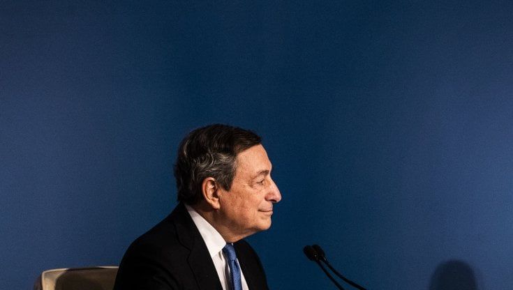 Draghi al Colle, solo il Pd apre. Letta: “È un civil servant”. Il M5S alza il muro: resti dov’è