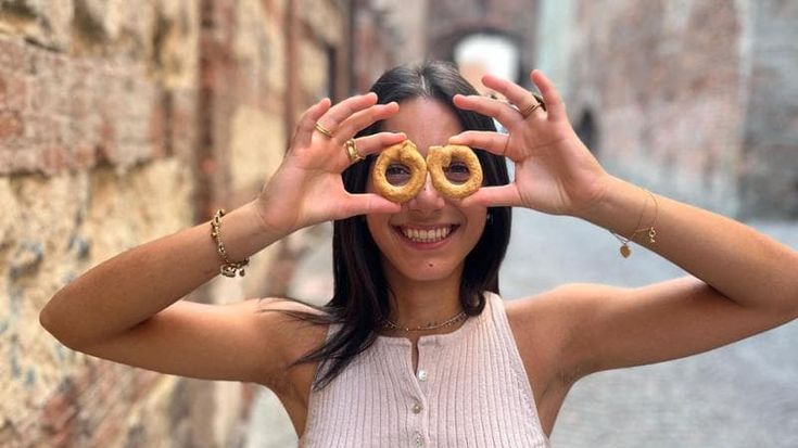 Sofia Valeri e il sogno di essere l’influencer dei taralli: “Innamorata del simbolo di Puglia”