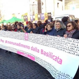 Potenza, trent'anni di Telefono Donna al fianco delle vittime di violenza