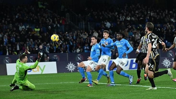 Napoli-Juventus 2-1: Raspadori segna, Vlahovic e Osimhen no