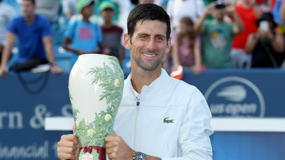 Tennis, Cincinnati: Djokovic trionfa su Federer e diventa Golden Masters 