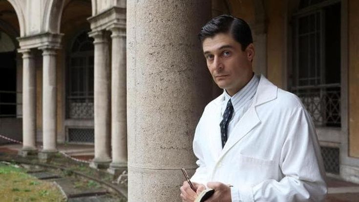 Le libere donne, su Rai 1 la storia vera dello psichiatra Mario Tobino che sfidò il manicomio