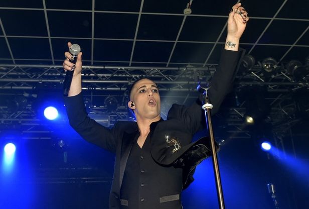 Musica, fan in delirio a Parma per i Maneskin - Foto