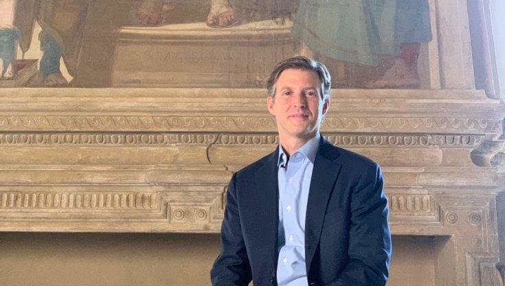 Alec Ross: "Scelte coraggiose o l’Italia diventerà come il Sahara"