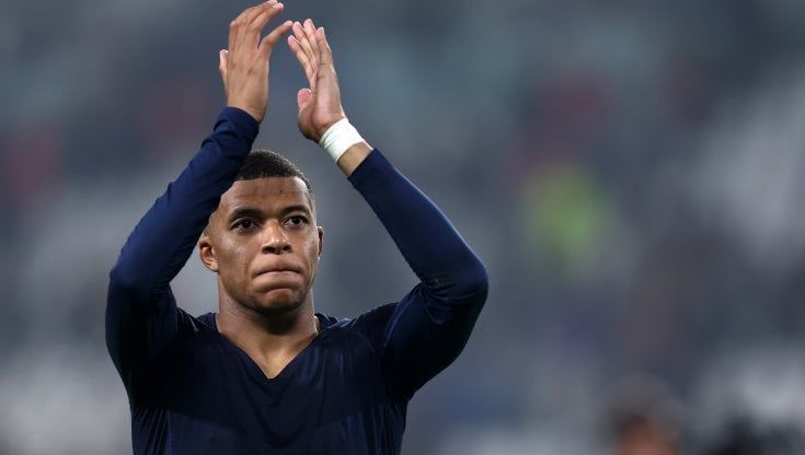 Mbappé shock: "Ho pensato di lasciare la Francia, mi chiamavano scimmia e nessuno mi ha difeso"