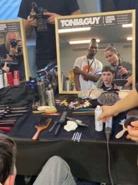 Holli Smith per N21: tutta la complessità dietro un semplicissimo hairstyle