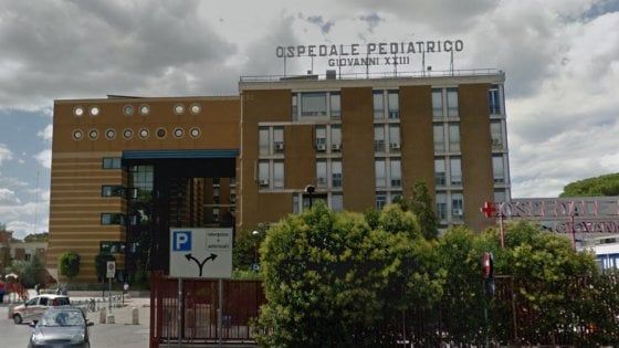 Bari, muore un bambino di 2 anni: era rimasto soffocato da una gomma da masticare