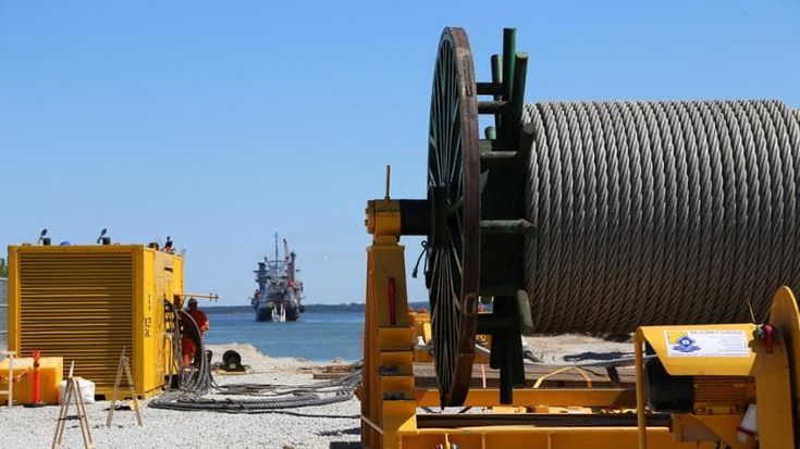 Accordo nell’Ue, stop all’import di gas russo. Budapest: “Ricorreremo alla Corte”. Critica la Lega