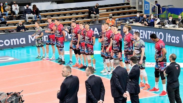 Champions volley, Perugia respinge l'assalto di Trento e vola ai quarti