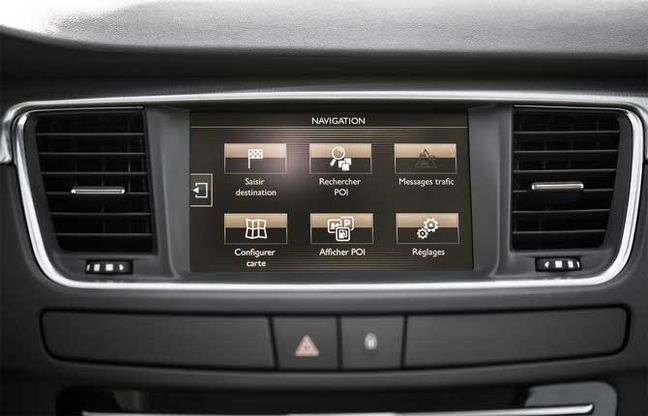 Nuova Peugeot 508, riflettori puntati sull’high-tech