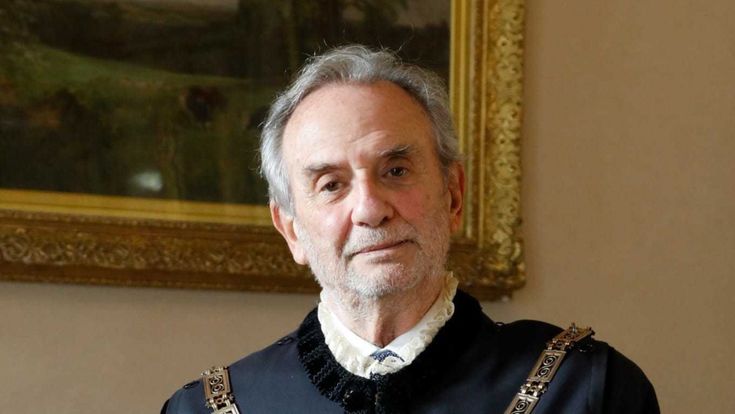 Giancarlo Coraggio: “Il vaccino? Farlo è obbligo morale”