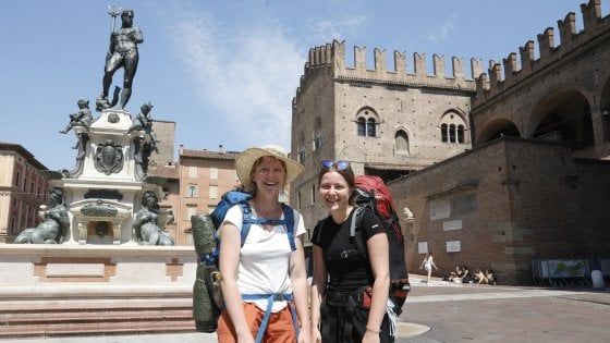 A Bologna tornano i turisti, ma è solo "mangia e fuggi"
