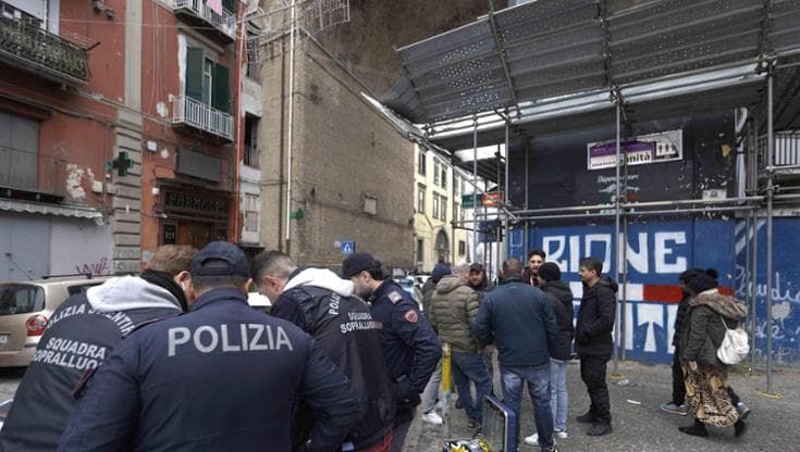 Spari alla Sanità, il prefetto: “Quartiere ancor più presidiato”. Manfredi: “Soprattutto di notte”