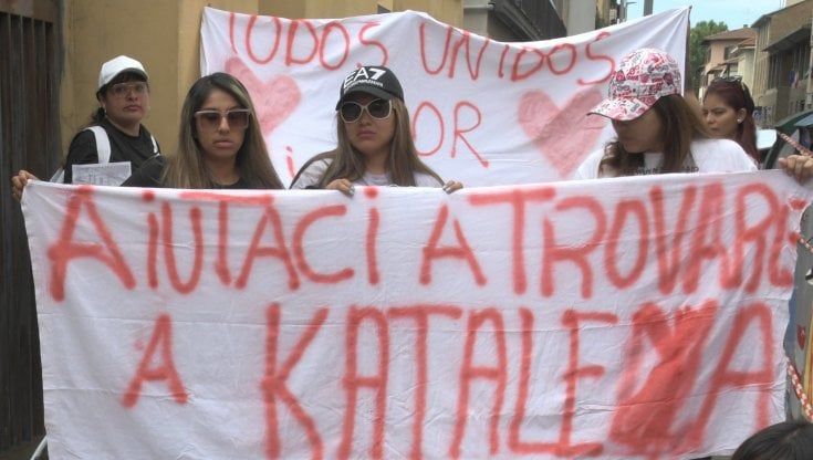Bambina scomparsa, i carabinieri di nuovo nell'albergo occupato 