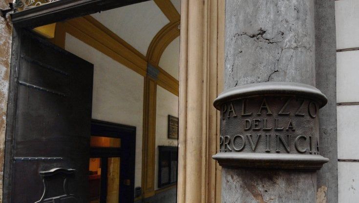 Le Province risorgono in Sicilia con il record italiano di posti: spazio a peones e sconfitti da riciclare