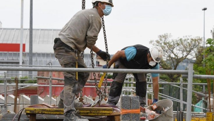 Gli effetti della guerra spingono al ribasso la crescita economica locale